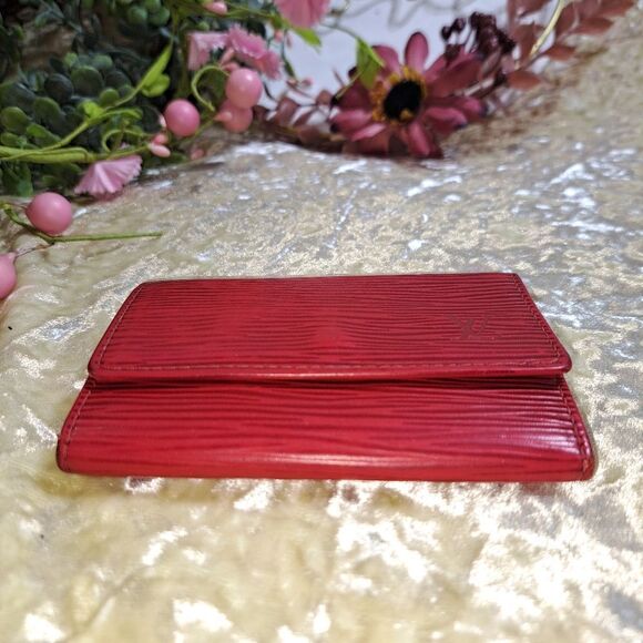 Authentic Louis Vuitton Epi Keyring - Picture 9 of 10